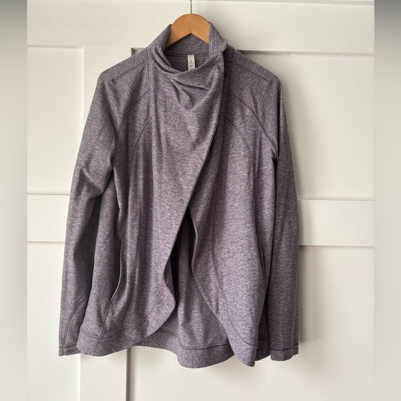 Lululemon • Rulu Rally Wrap • Size 8 - Picture 2 of 7